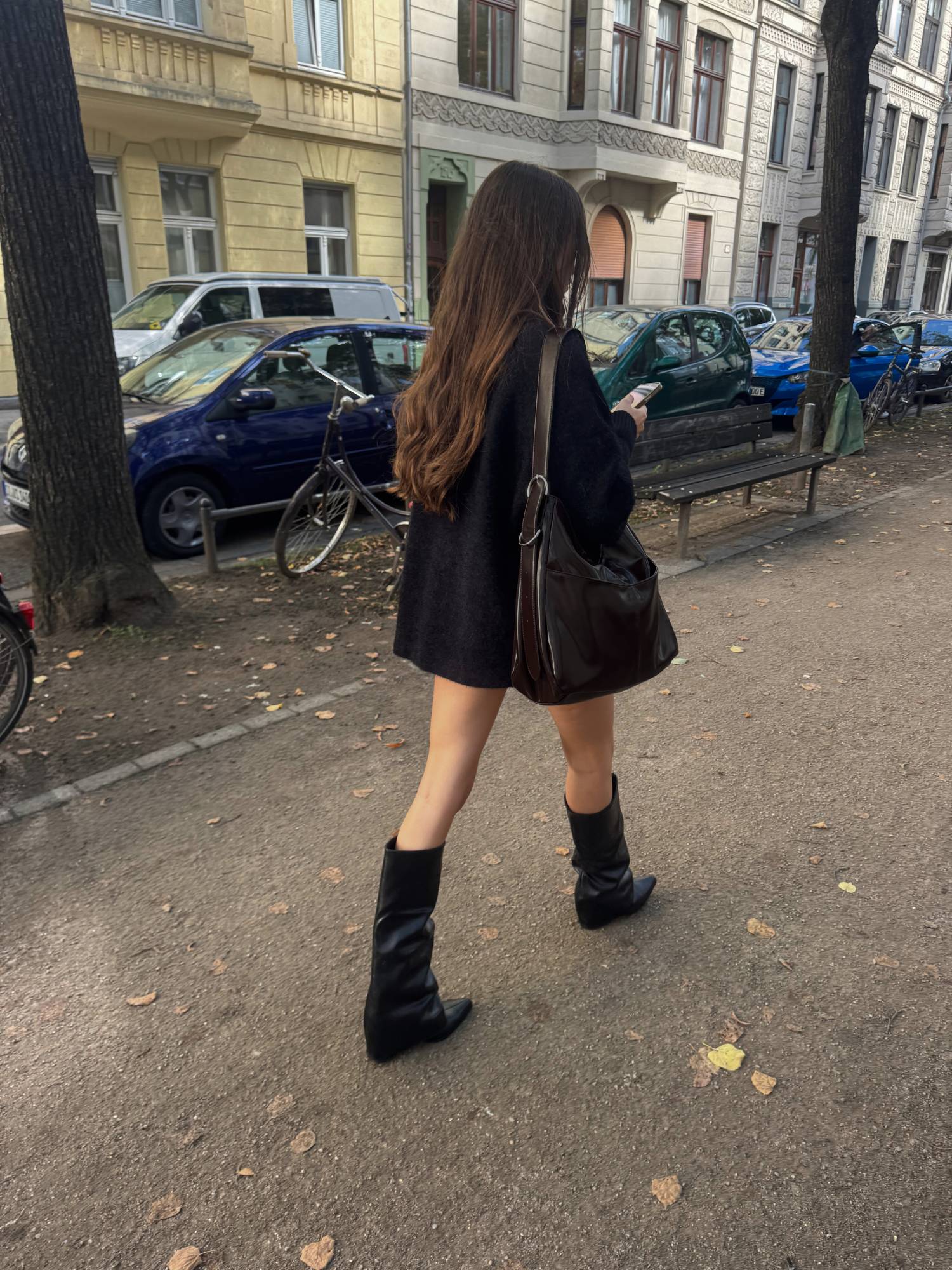 the mila shoulder bag