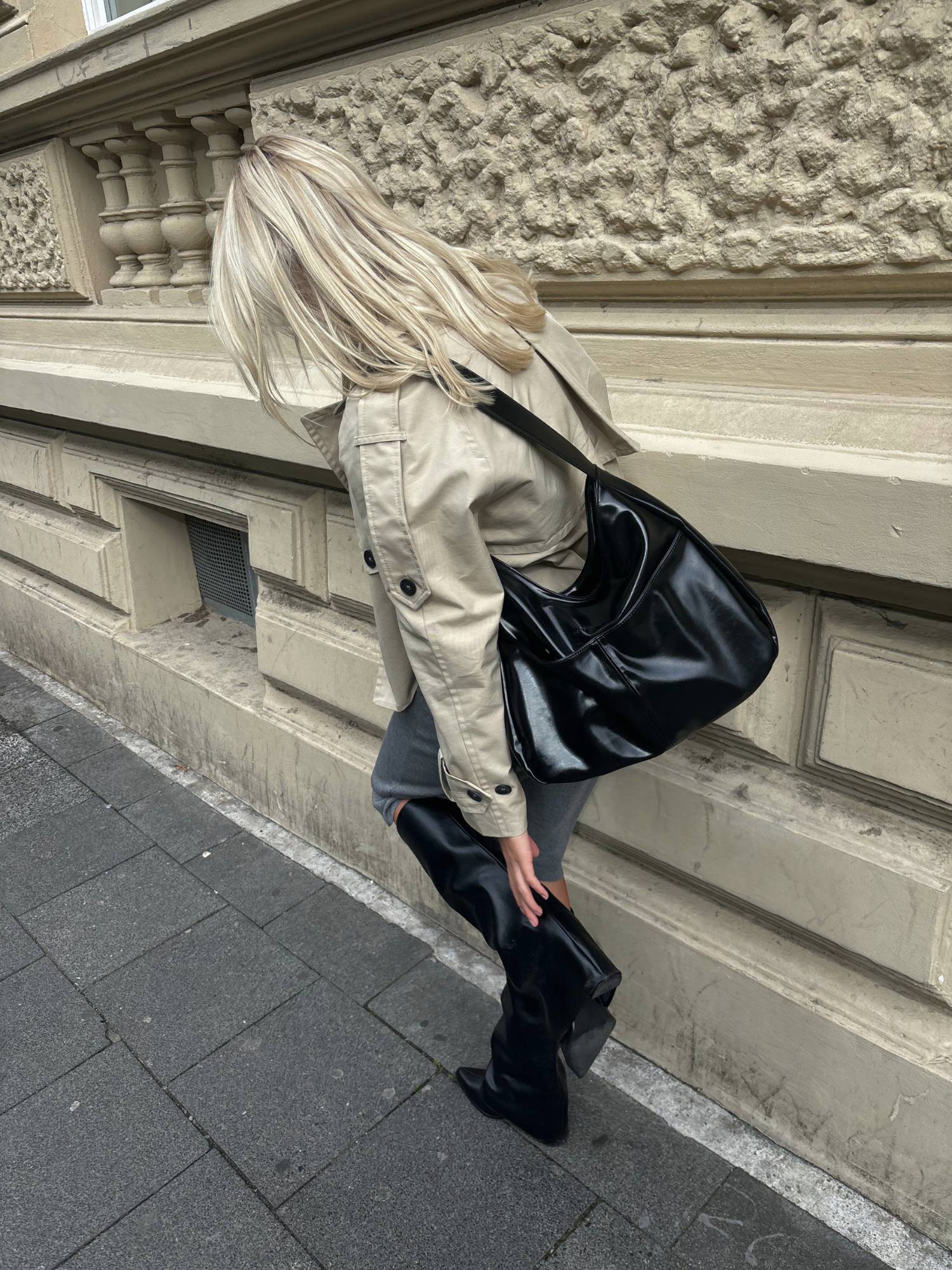 the mila shoulder bag